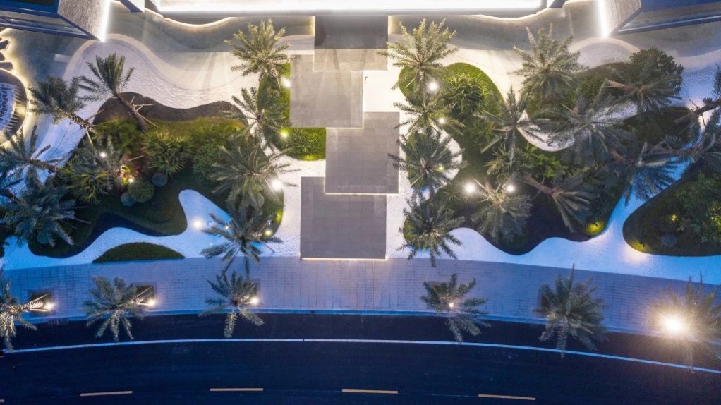 1634805073925486.jpg 1634805073925486.jpg