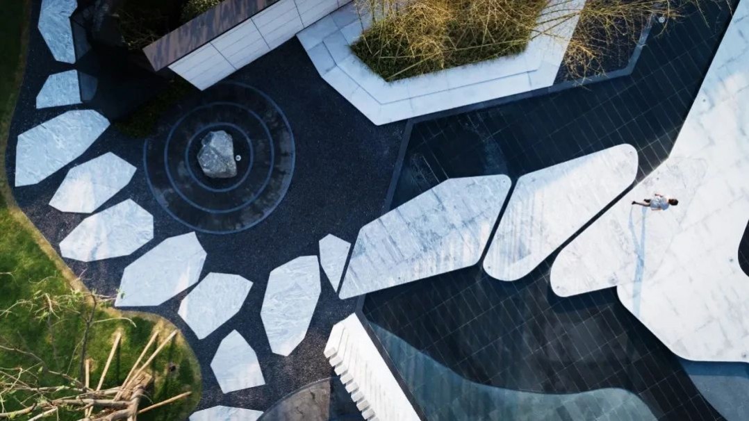 1634805229140698.jpg 1634805229140698.jpg