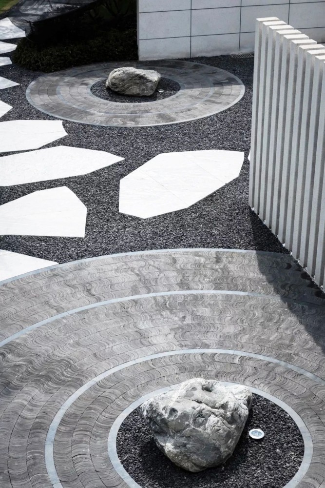 1634805235105482.jpg 1634805235105482.jpg